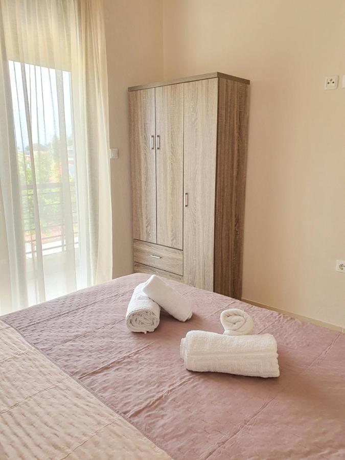 Elena Apartments Asprovalta Bagian luar foto