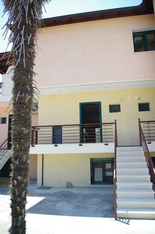 Elena Apartments Asprovalta Bagian luar foto